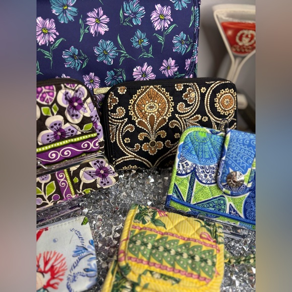 Vera Bradley 8pc resellers bundle - Picture 8 of 12